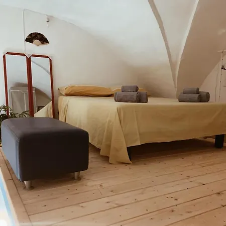 La Casa Della 